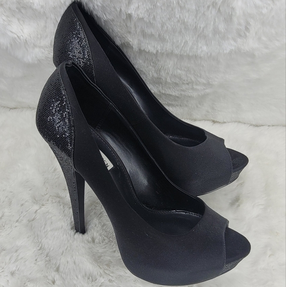 AUTHENTIC STEVE MADDEN HEELS SEXY COMFORTABLE RARE DESIGNER NWT - Picture 6 of 15